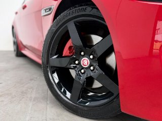 /photos/12354/c9066656-3a4c-4df3-8ba6-cb24584ceb0c_i320x240.jpg
