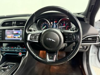 /photos/12354/e8cdb997-096e-4299-a9c6-30d1b35c3879_i320x240.jpg